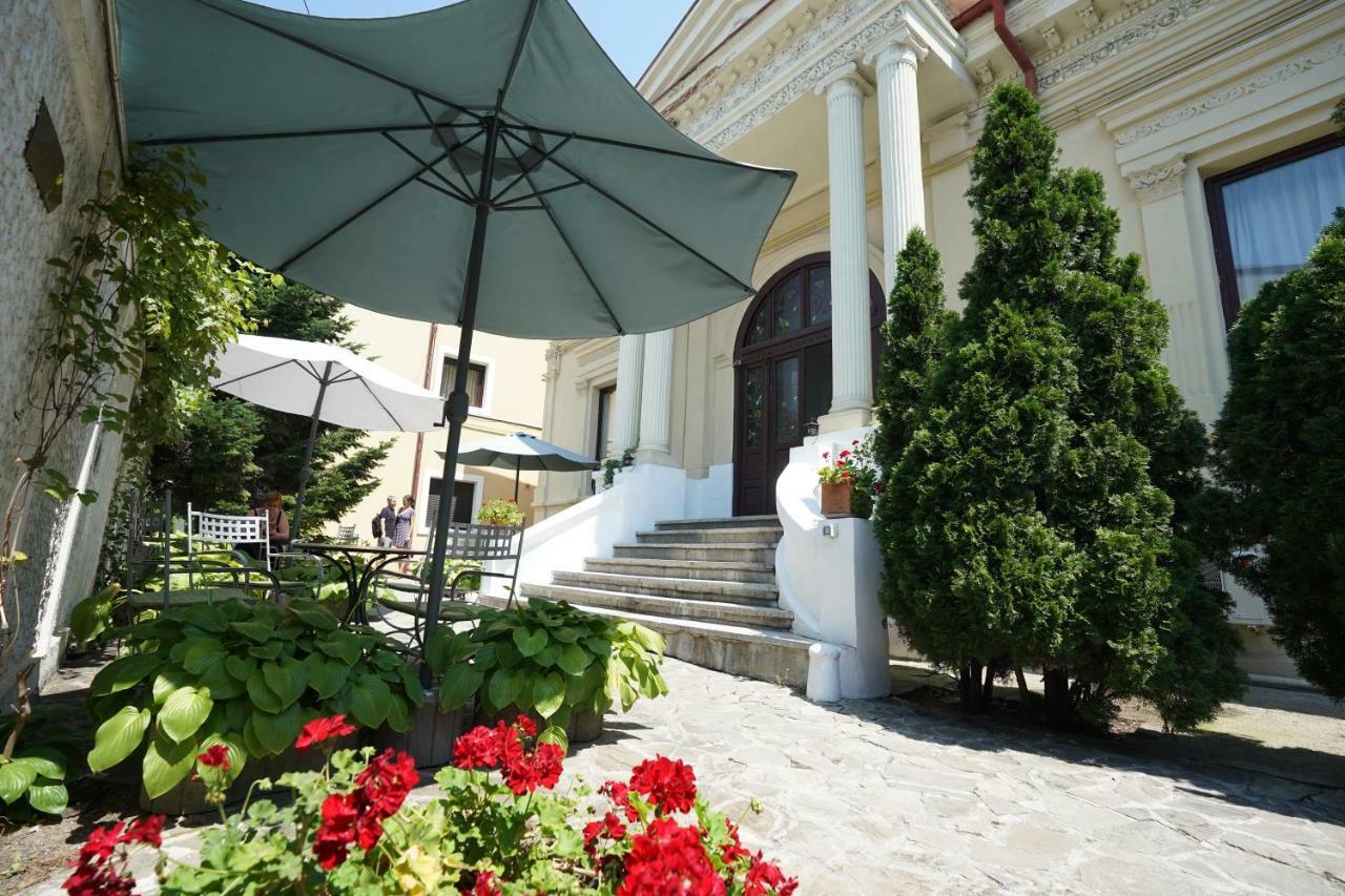 City Center Premium Apartments Bukarest Kültér fotó