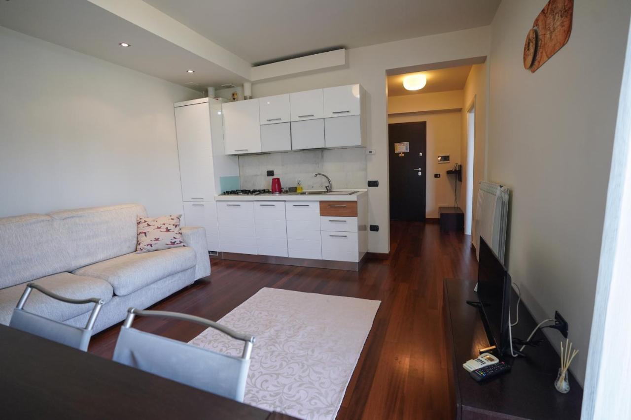 City Center Premium Apartments Bukarest Kültér fotó