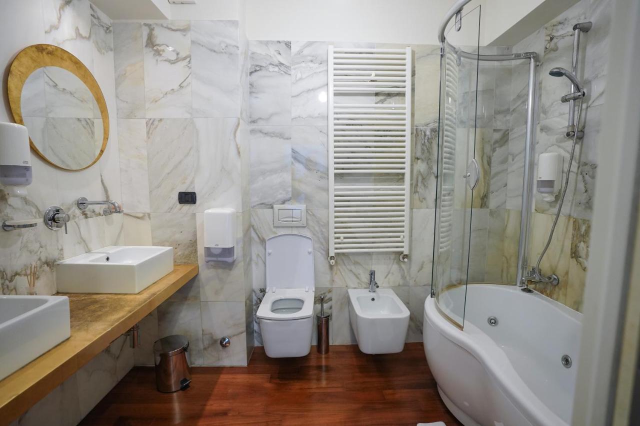City Center Premium Apartments Bukarest Kültér fotó
